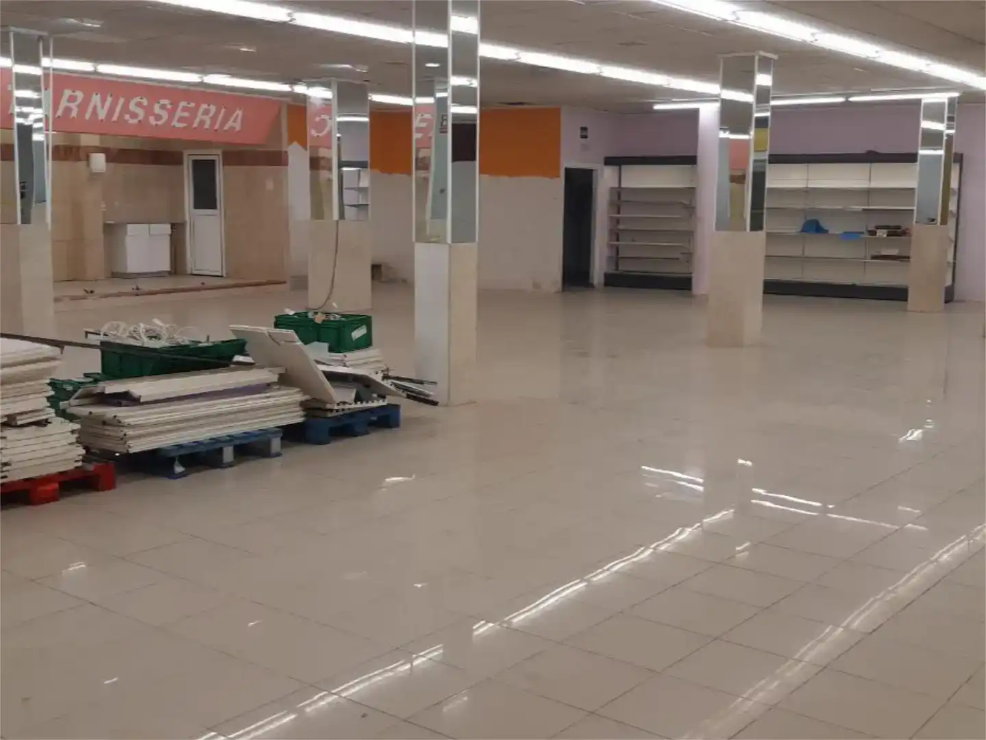Commercial properties for rent in Bocairent  with Air Conditioner