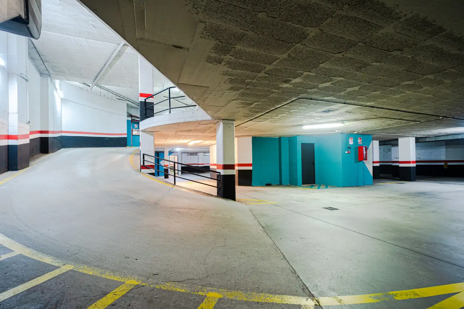 Parking de Piso en venta en Culleredo con Trastero