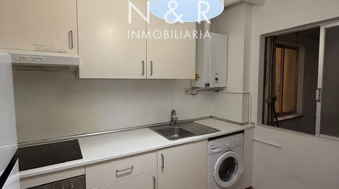 Foto 3 de Piso de alquiler en Republica de el Salvador, Ensanche - Sar, Santiago de Compostela