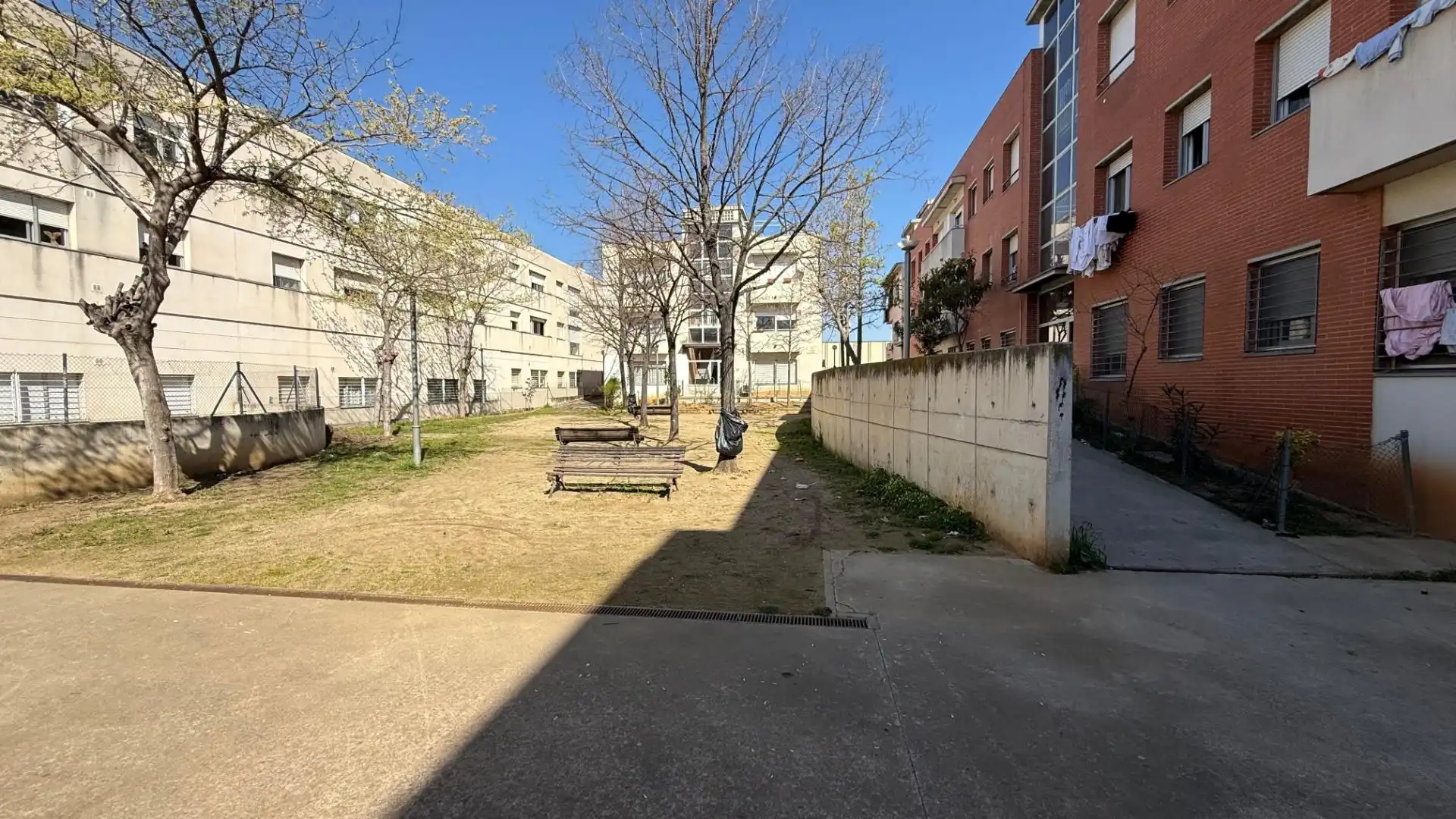 Vista exterior de Pis en venda en Sabadell