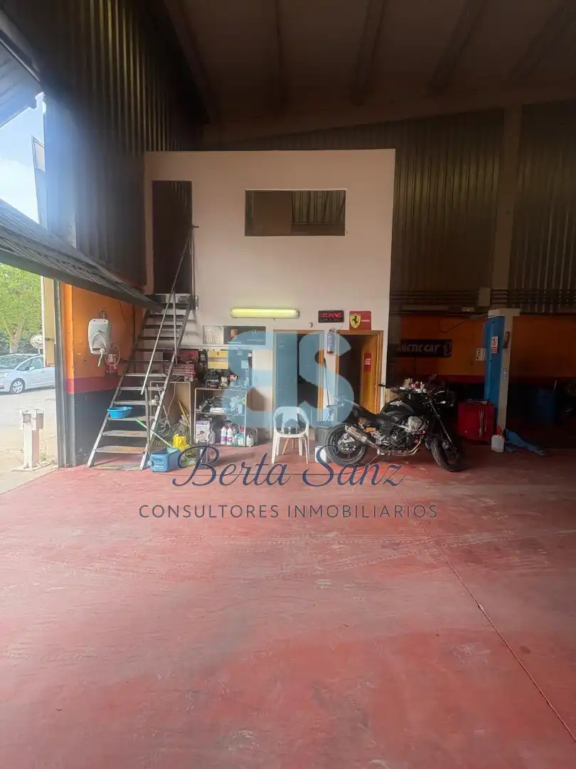 Nave industrial en venta en Anchuelo con Calefacción y Alarma