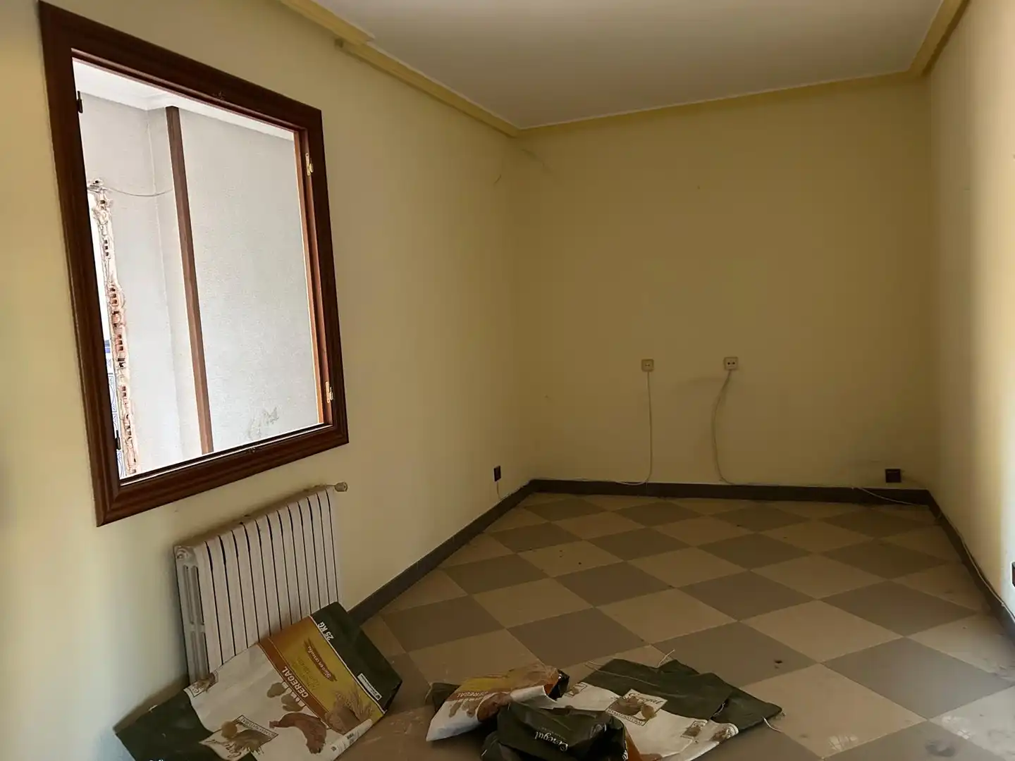 Flat for sale in Begíjar