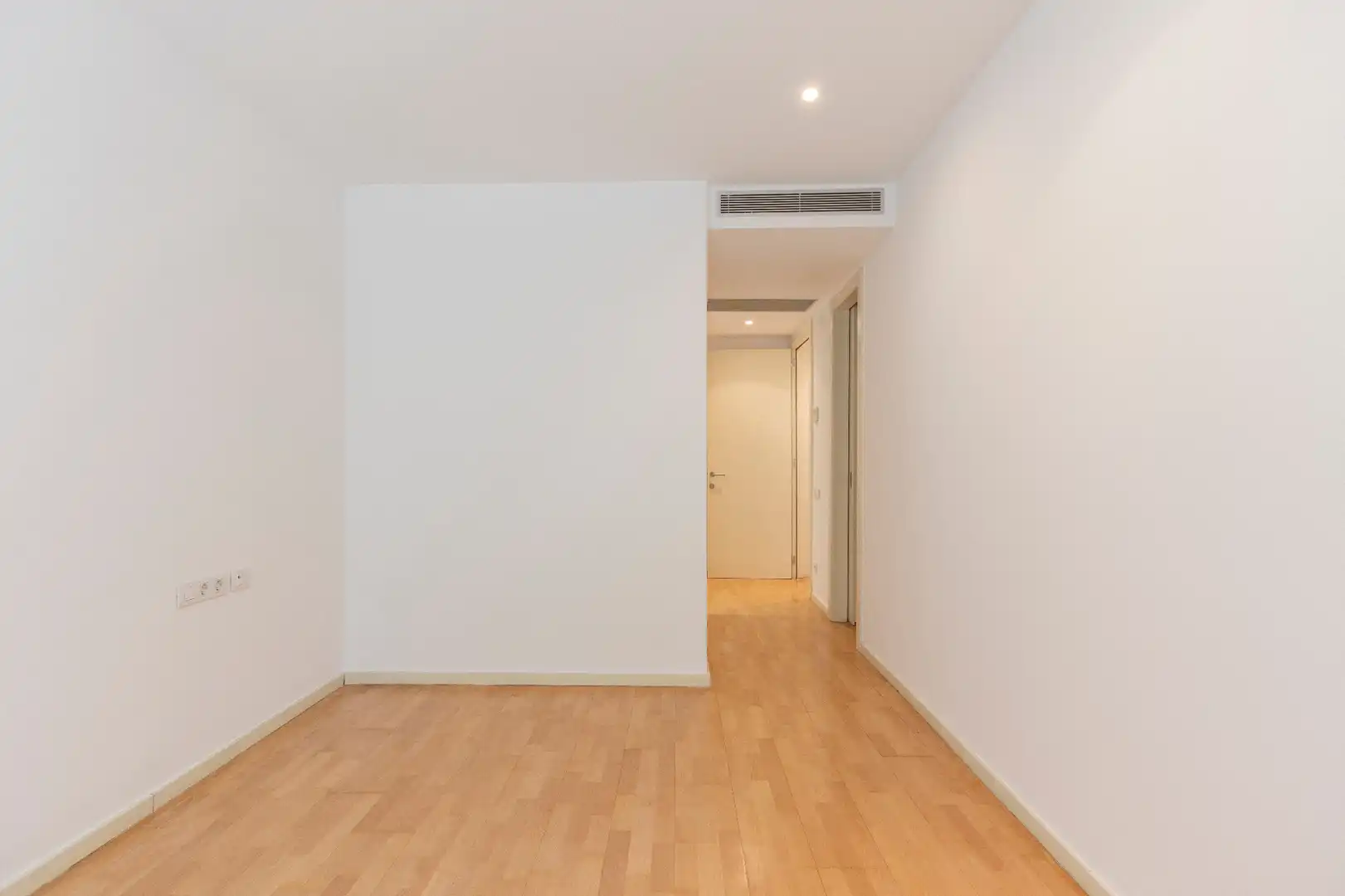 Wohnung zum Verkauf in Barcelona mit Klimaanlage, Heizung und Parkett