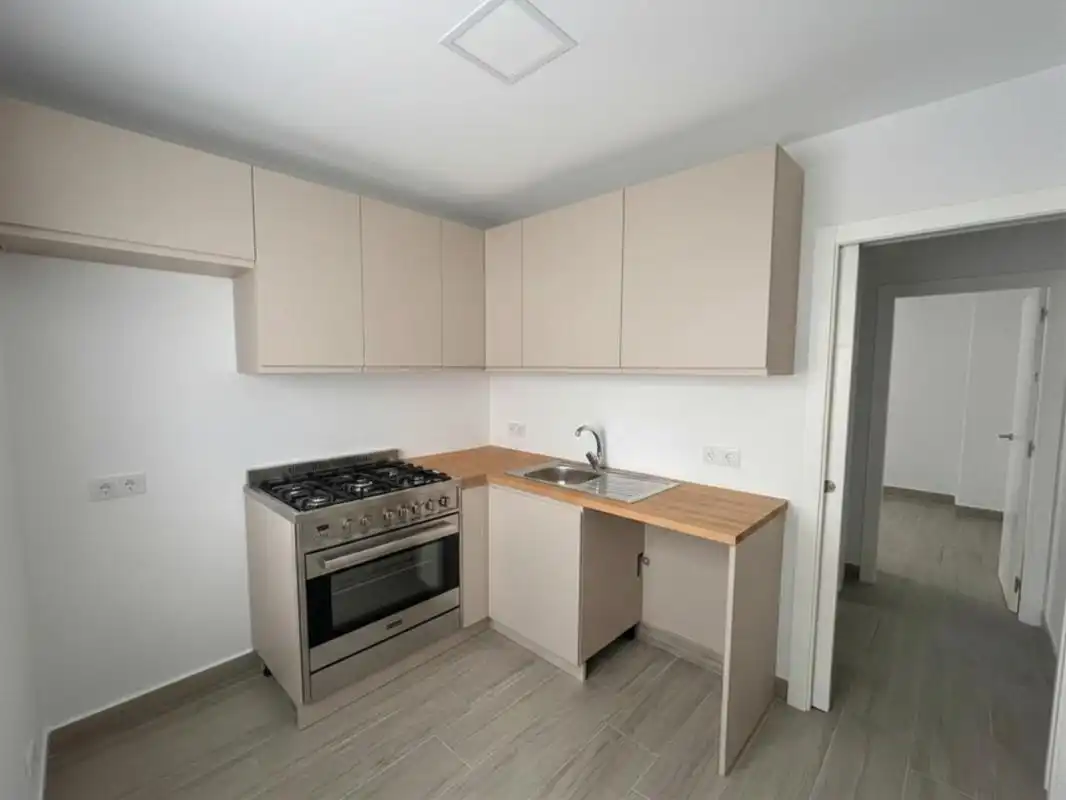 Cocina de Planta baja en venta en Madrid con Aire acondicionado, Calefacción y Terraza