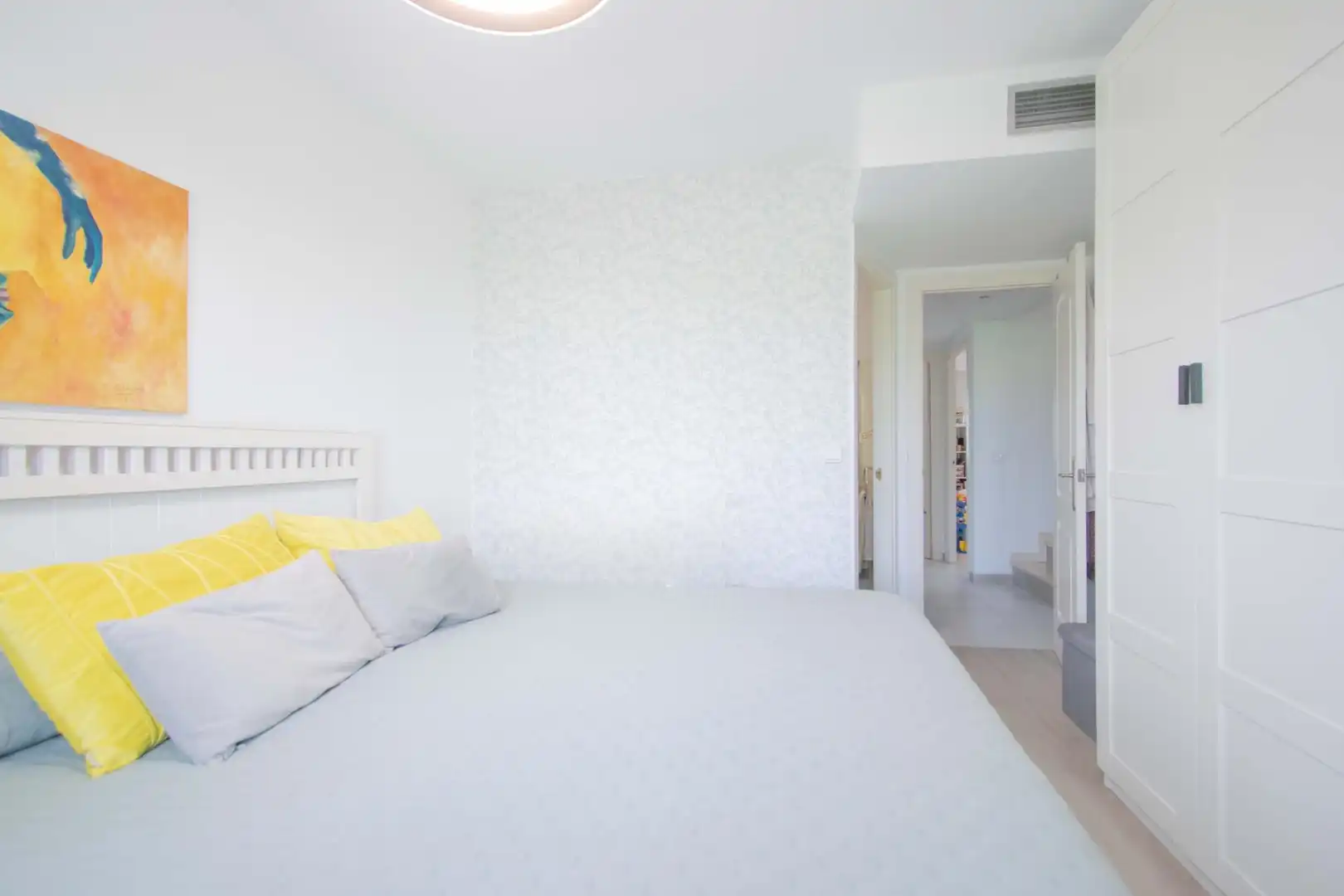 Duplexes for sale in Calle URBANO ORAD, Colores - Entreparques