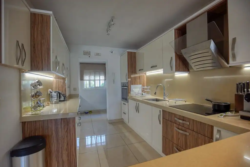 Villa con piscina in vendita a Nueva Andalucía, imagen 12