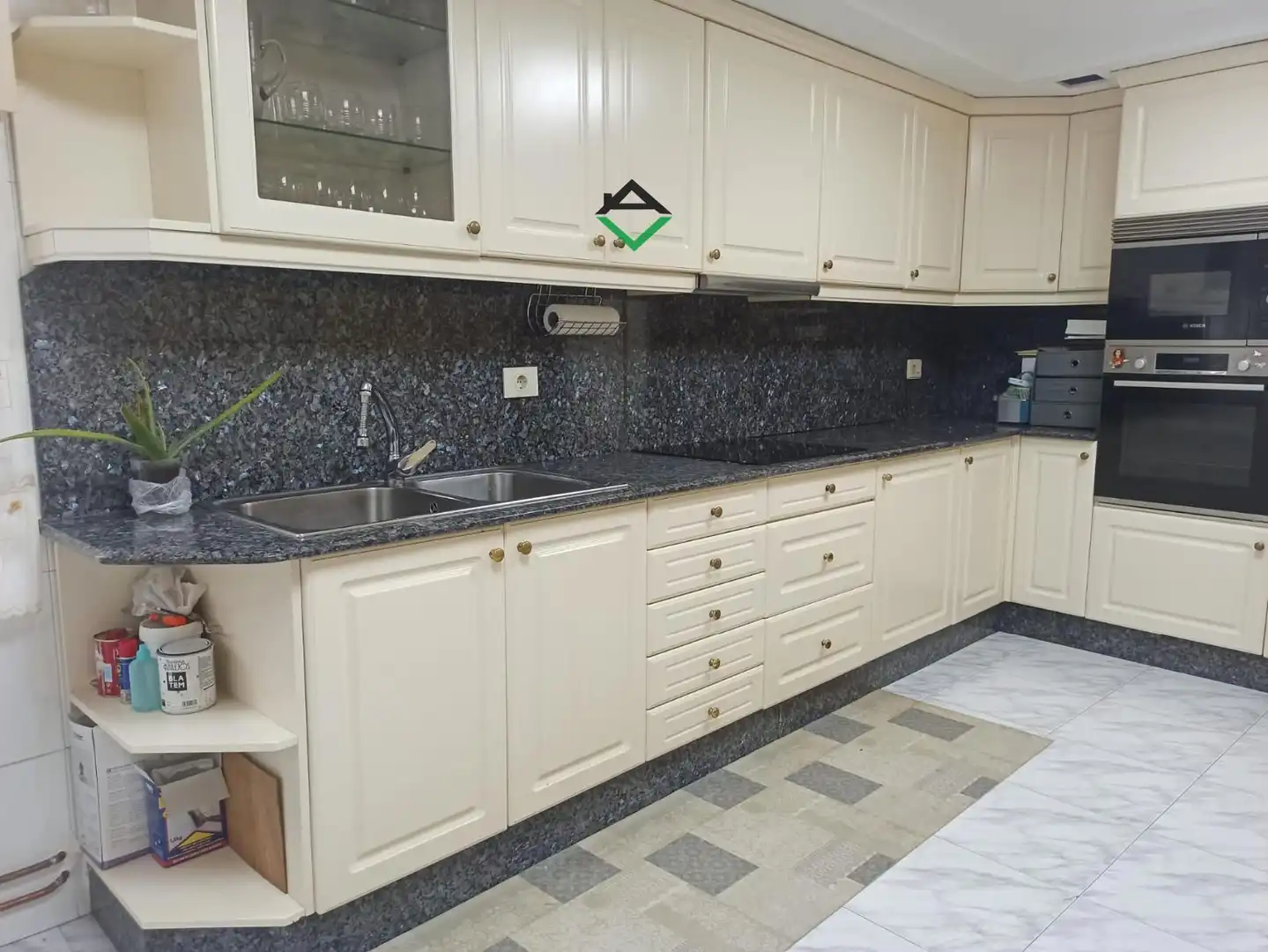 Cocina de Ático en venta en Cangas  con Calefacción, Terraza y Amueblado