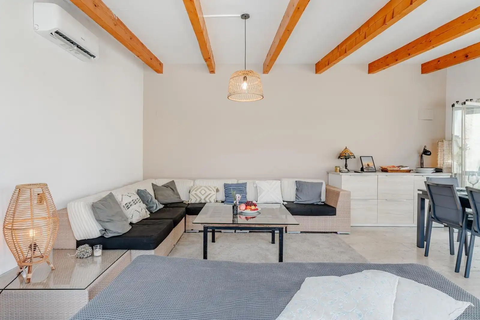 Casa o chalet de alquiler en Les Bovetes - La Felicidad