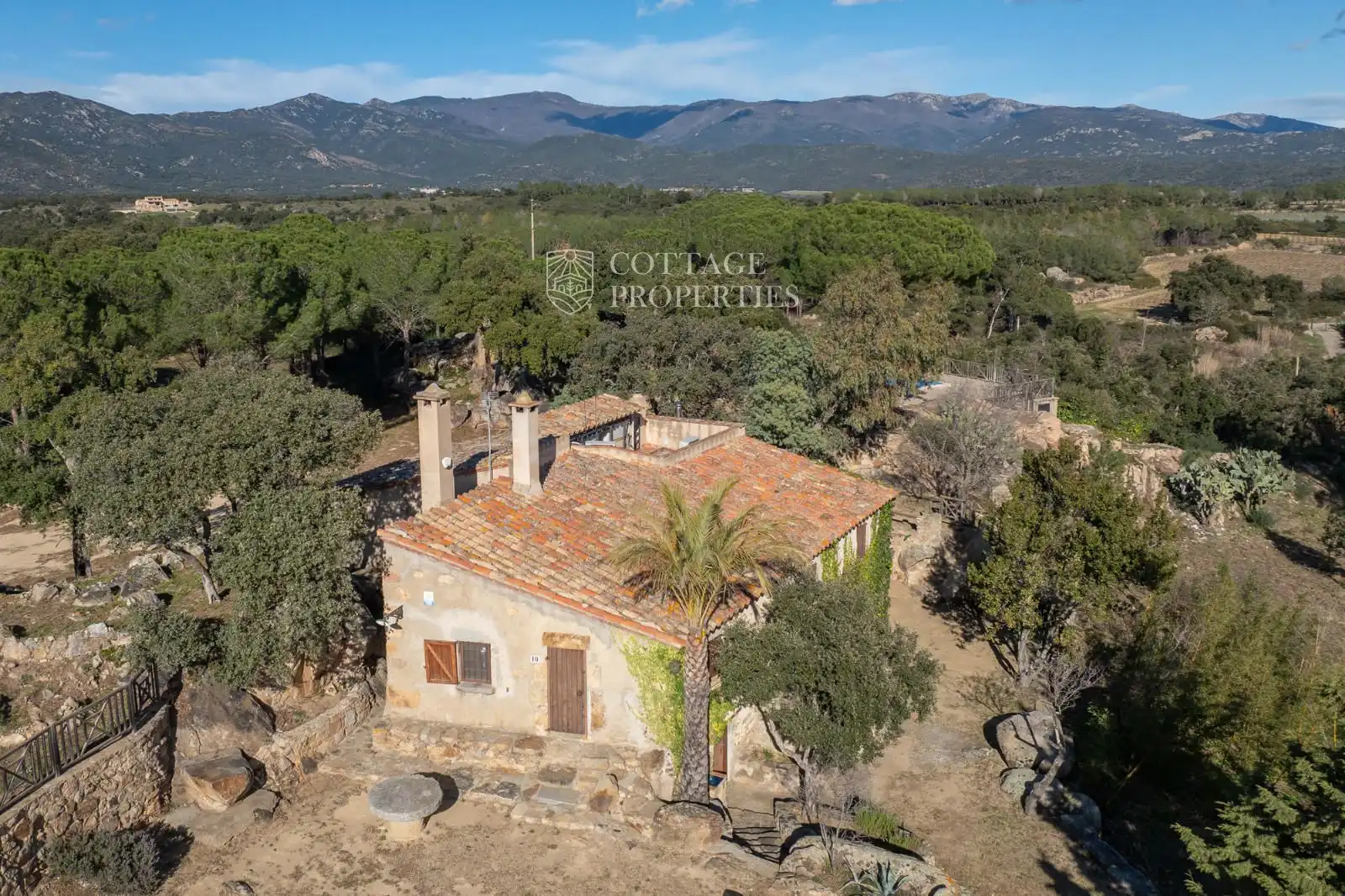 Country homes for sale in Capmany