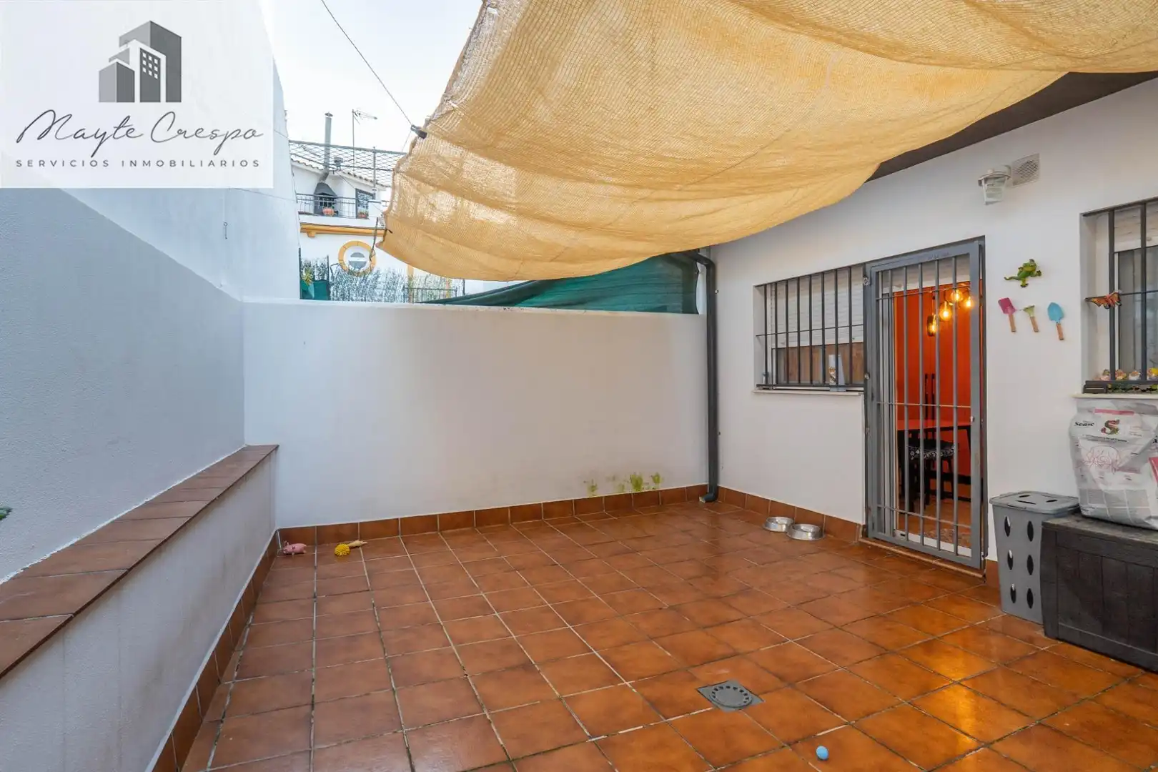 Vista exterior de Casa o xalet en venda en Gójar amb Aire condicionat, Calefacció i Traster