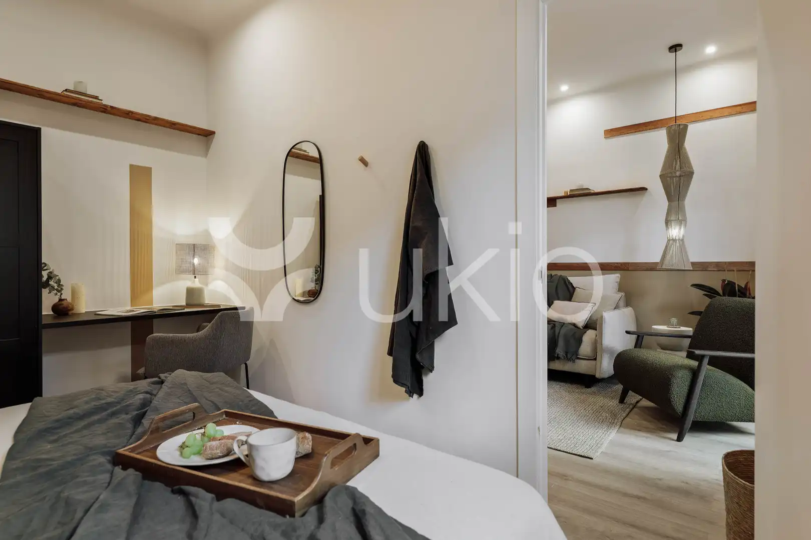 Dormitori de Apartament de lloguer en Barcelona amb Aire condicionat, Calefacció i Terrassa