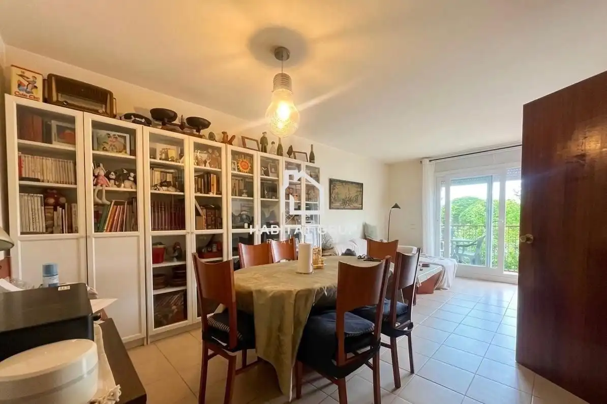 Comedor de Piso en venta en Santa Cristina d'Aro