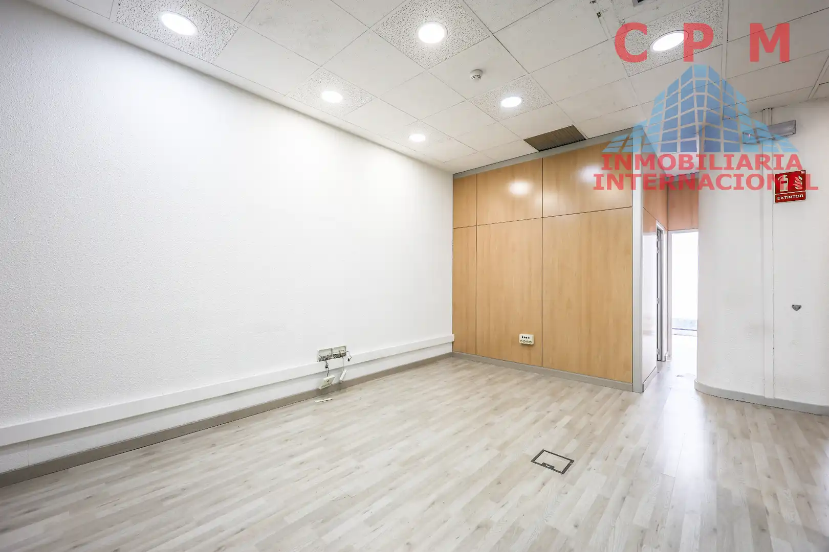 Office for sale in Usera