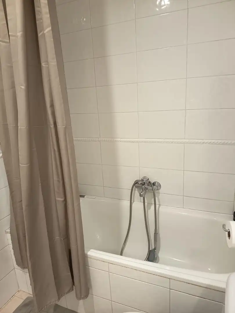 Baño de Piso en venta en Castellón de la Plana / Castelló de la Plana con Calefacción y Trastero