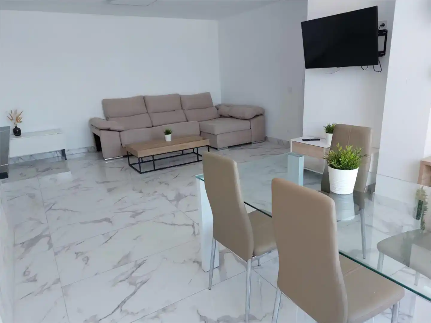 Sala de estar de Piso de alquiler en San Luis de Sabinillas