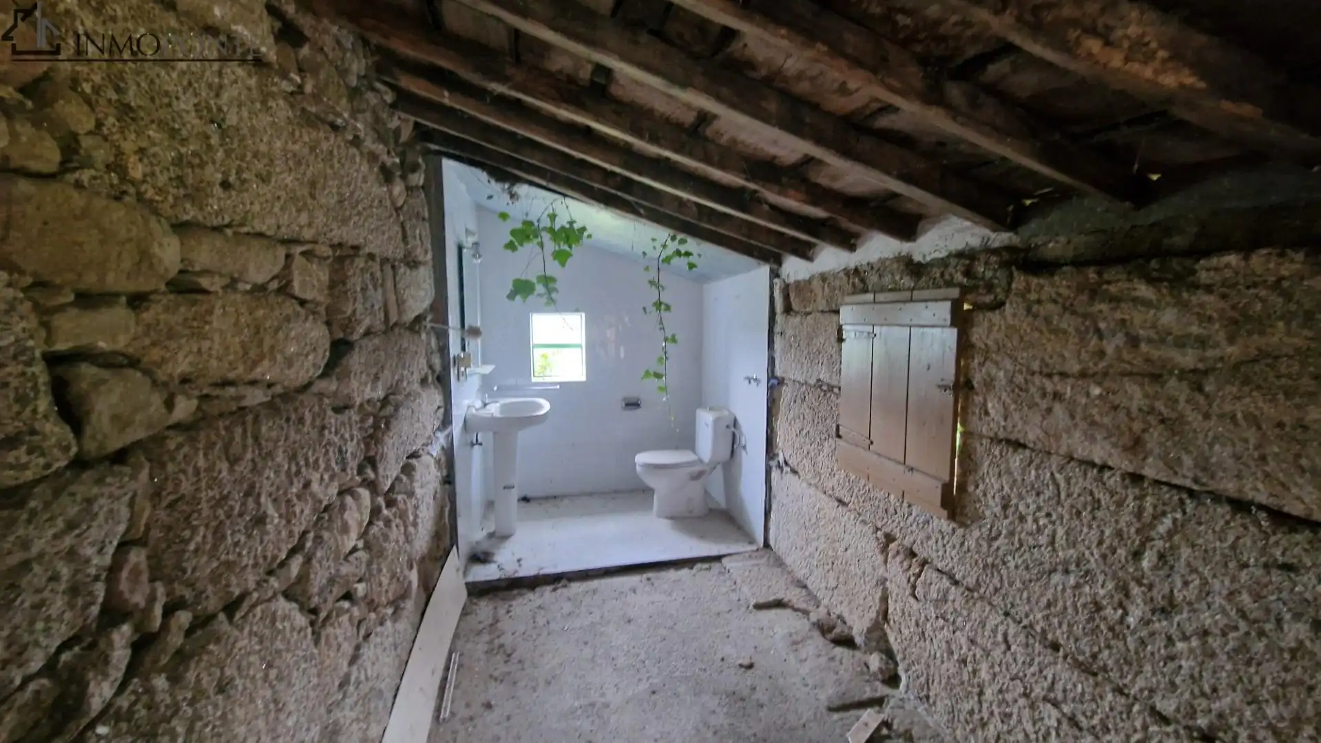 Bany de Casa o xalet en venda en Cerdedo amb Jardí privat i Traster