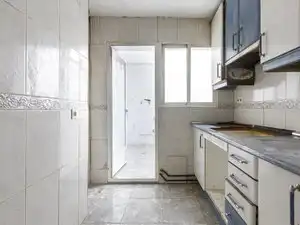 Kitchen of Flat for sale in Madrid  with Terrace and Alarm