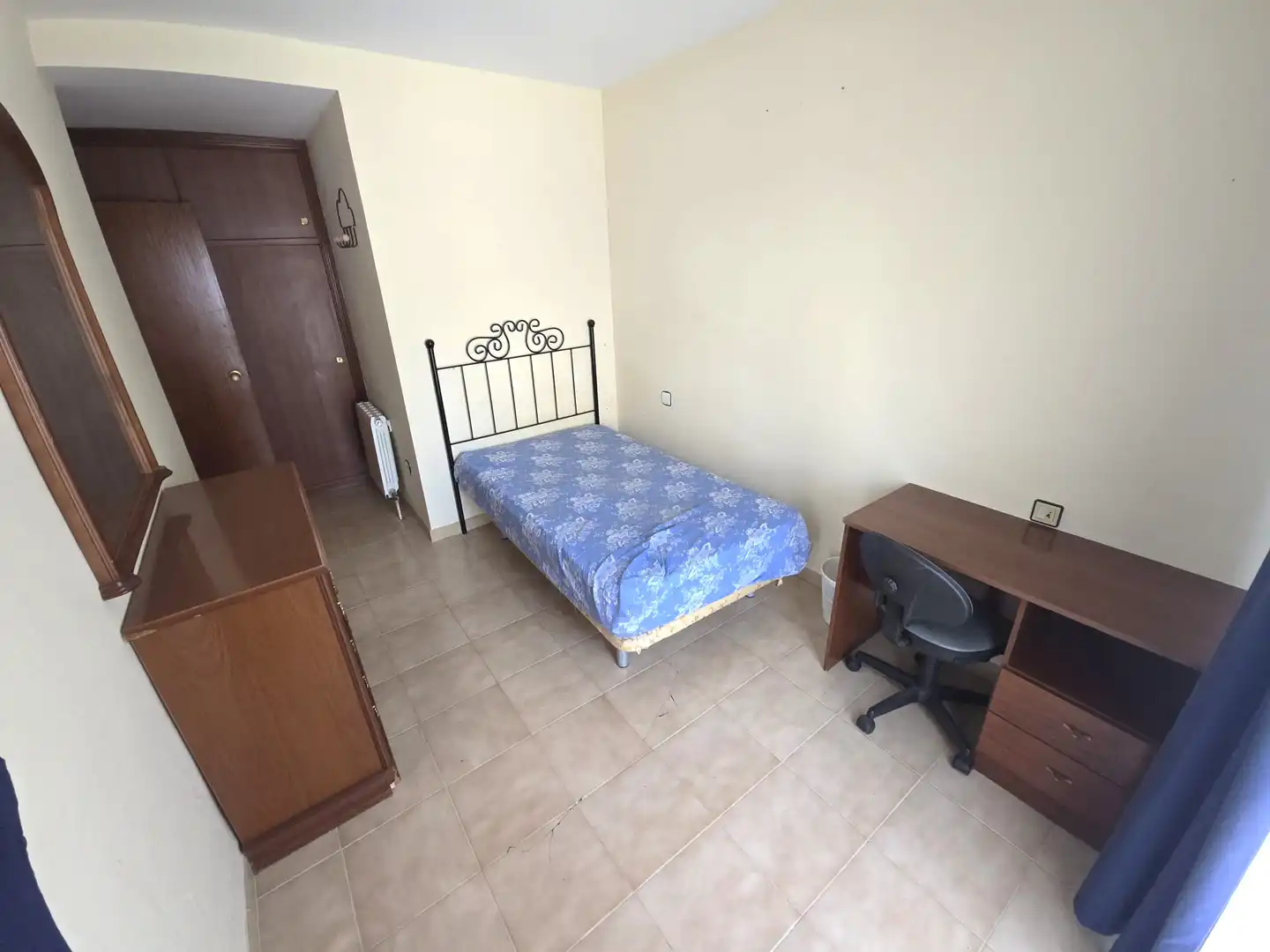 Bedroom of Flat for rent in Cáceres  with Heating, Terrace and Furnished