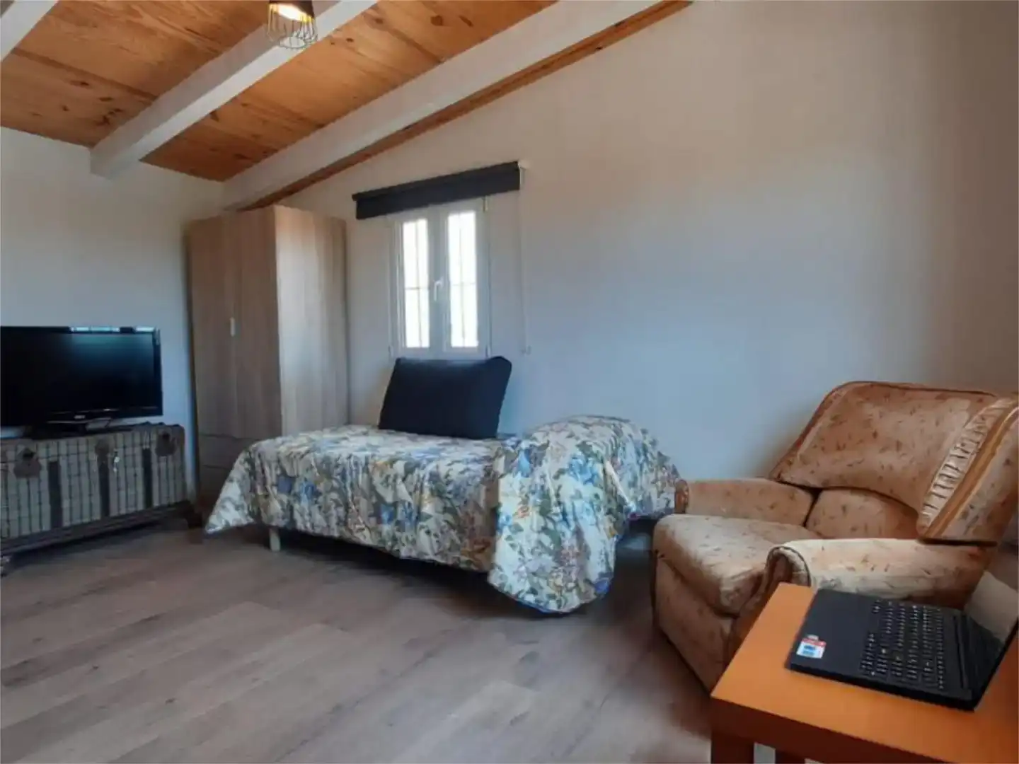 Living room of Flat for rent in Montuïri  with Private garden, Parquet flooring and Storage room