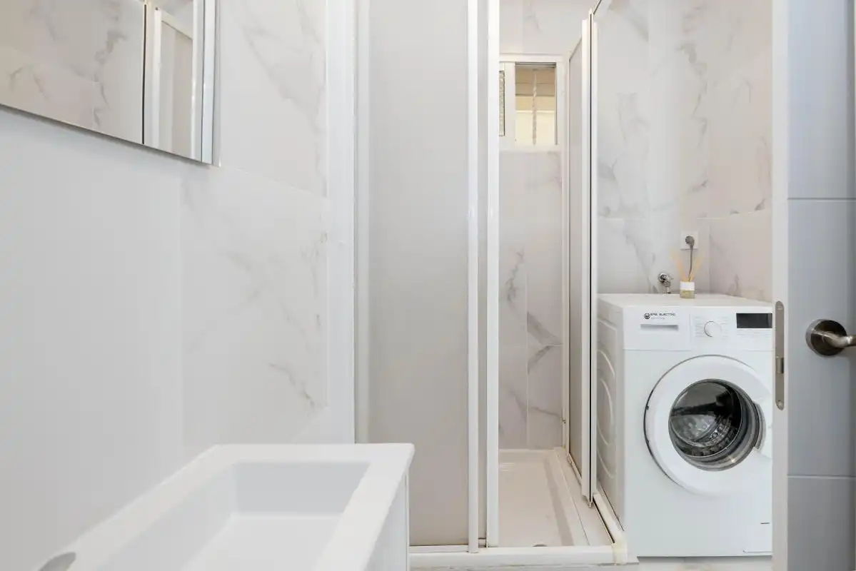 Baño de Estudio en venta en Benalmádena con Calefacción, Jardín privado y Piscina