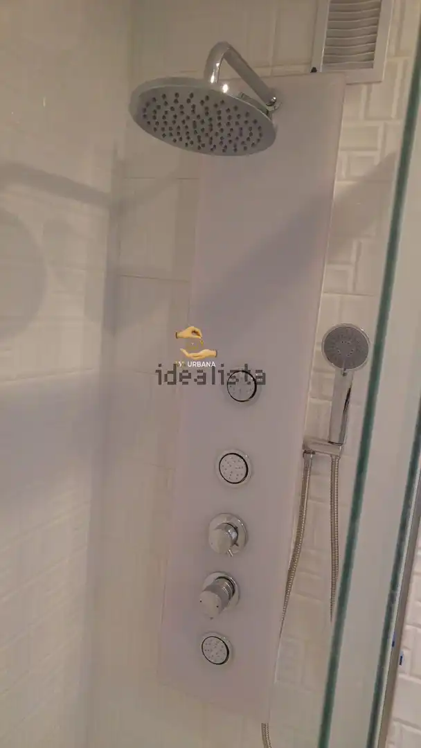 Baño de Piso en venta en Salamanca con Calefacción, Terraza y Amueblado