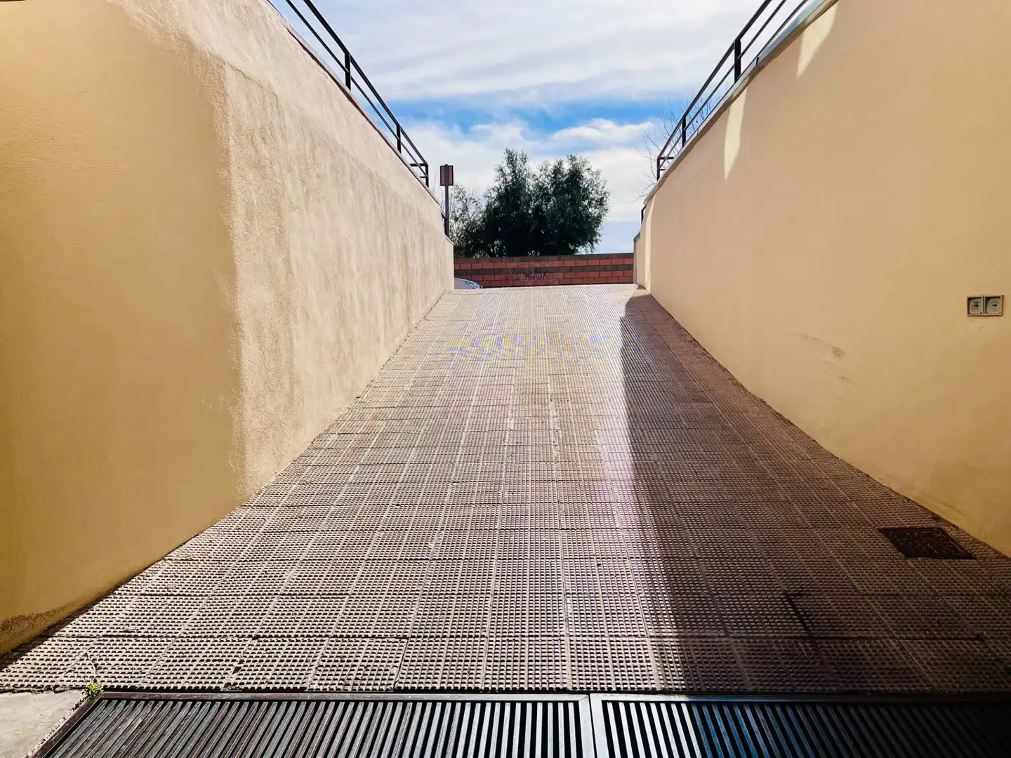 Terrassa de Casa adosada en venda en Petrer amb Calefacció