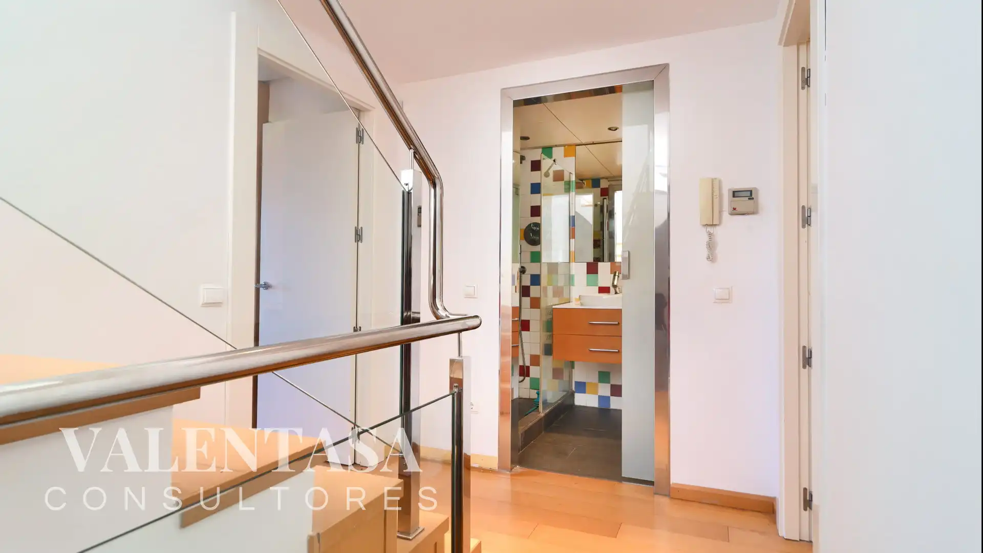 Detached homes for sale in Chiva  with Air Conditioner, Private garden and Terrace