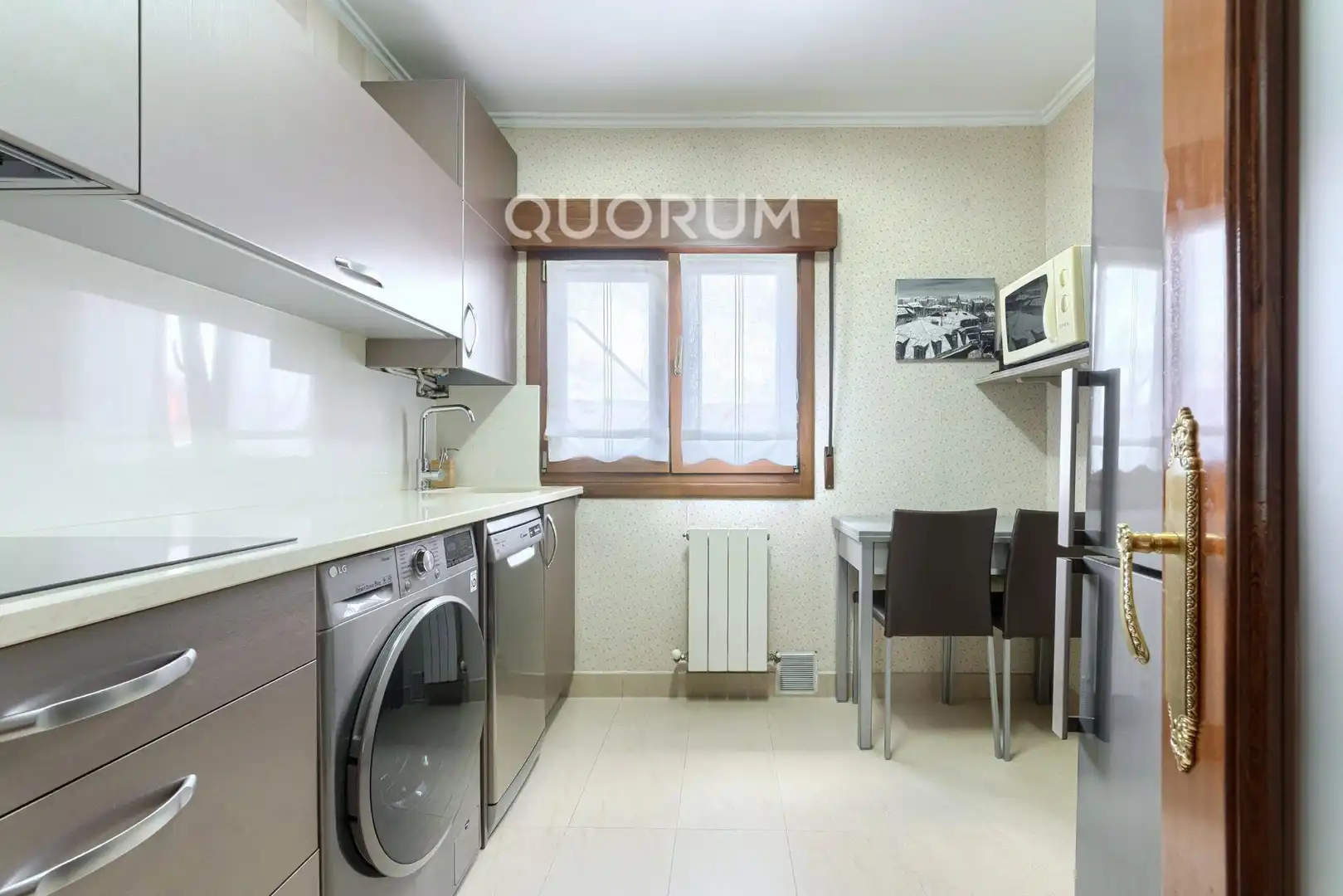 Küche von Wohnung zum Verkauf in Basauri  mit Heizung, Abstellraum und Möbliert