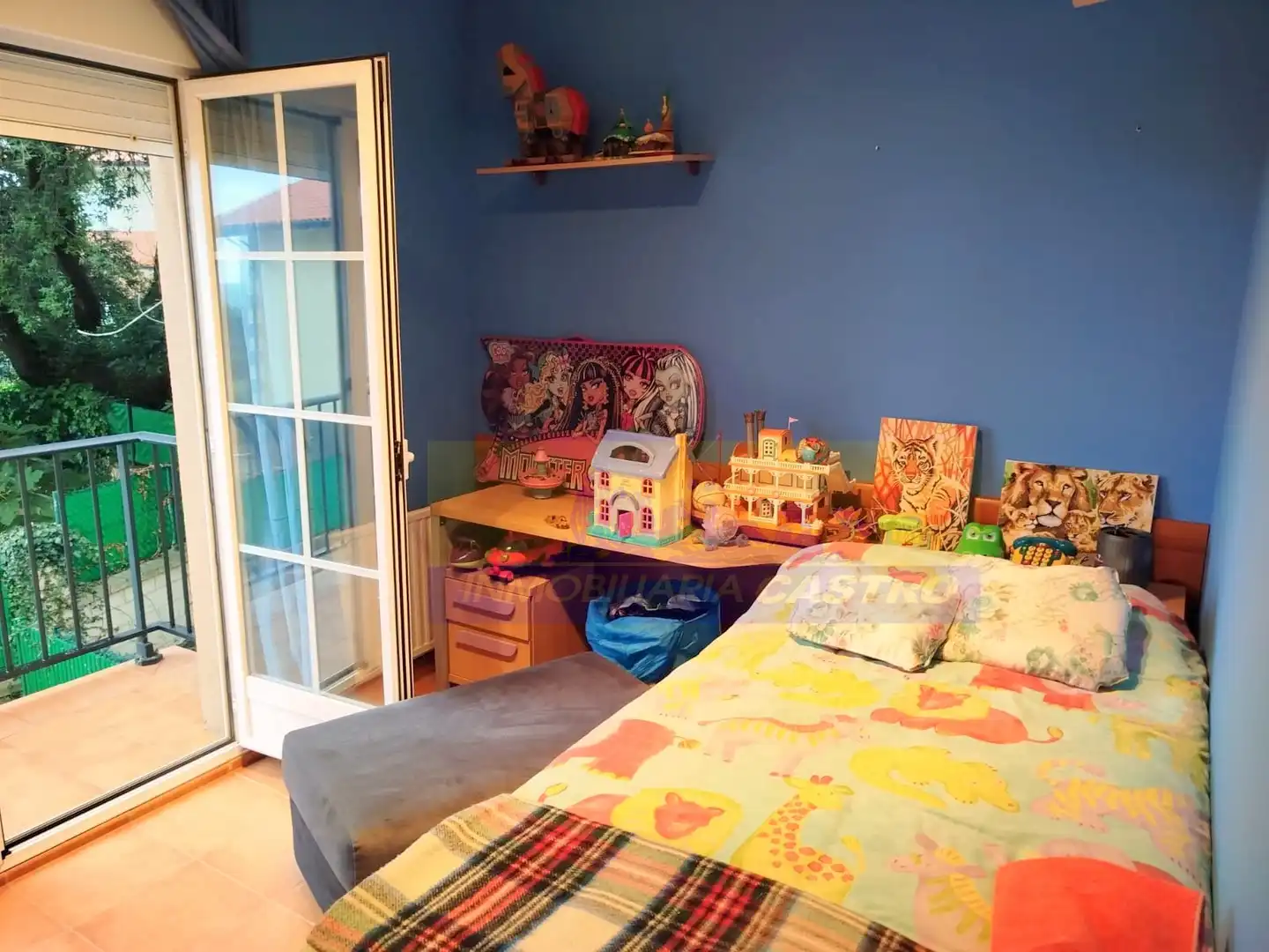 Habitación de Casa o chalet en venta en Castro-Urdiales con Calefacción, Jardín privado y Terraza