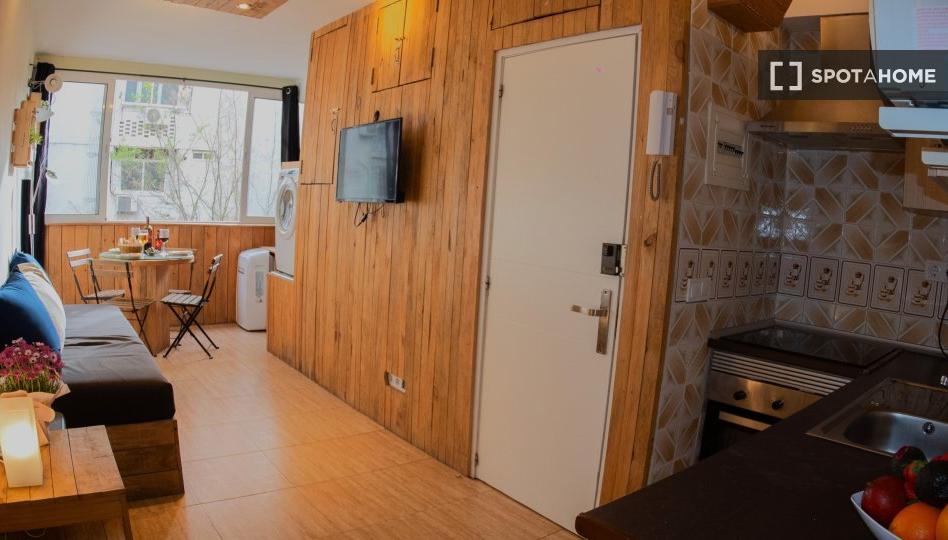 Foto 1 de Pis de lloguer a Sant Martí de Provençals, Barcelona