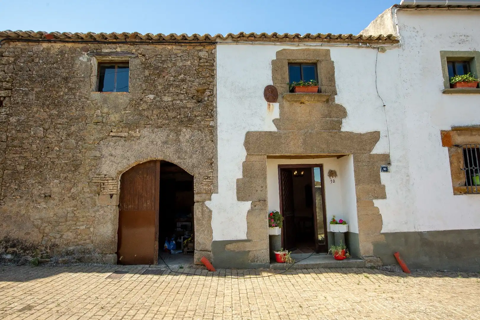 Vista exterior de Casa adosada en venta en Tiebas-Muruarte de Reta con Calefacción y Trastero