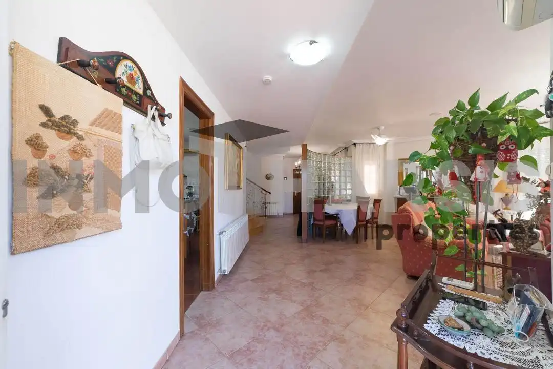 Villa mit Terrasse zum Verkauf in AVIACION (U) 1, imagen 21