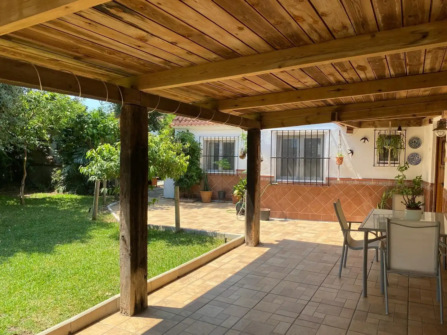 Jardí de Casa o xalet en venda en Los Barrios amb Jardí privat, Terrassa i Traster