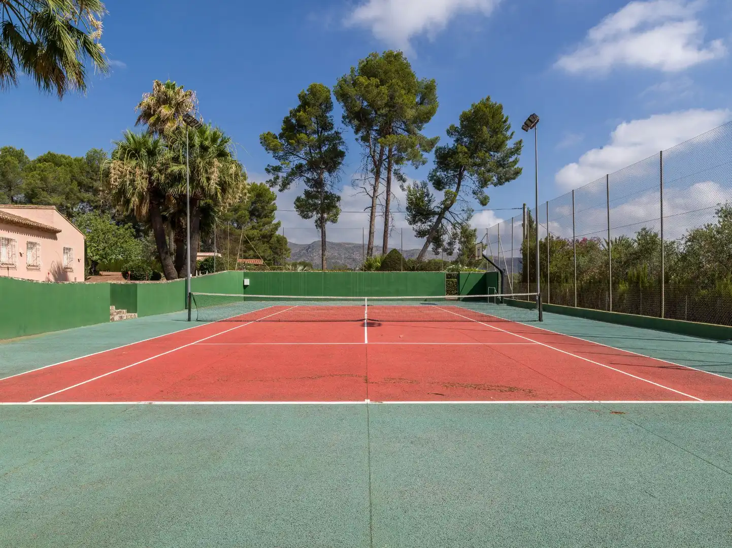 Jardí de Casa o xalet en venda en Ontinyent amb Aire condicionat, Calefacció i Jardí privat