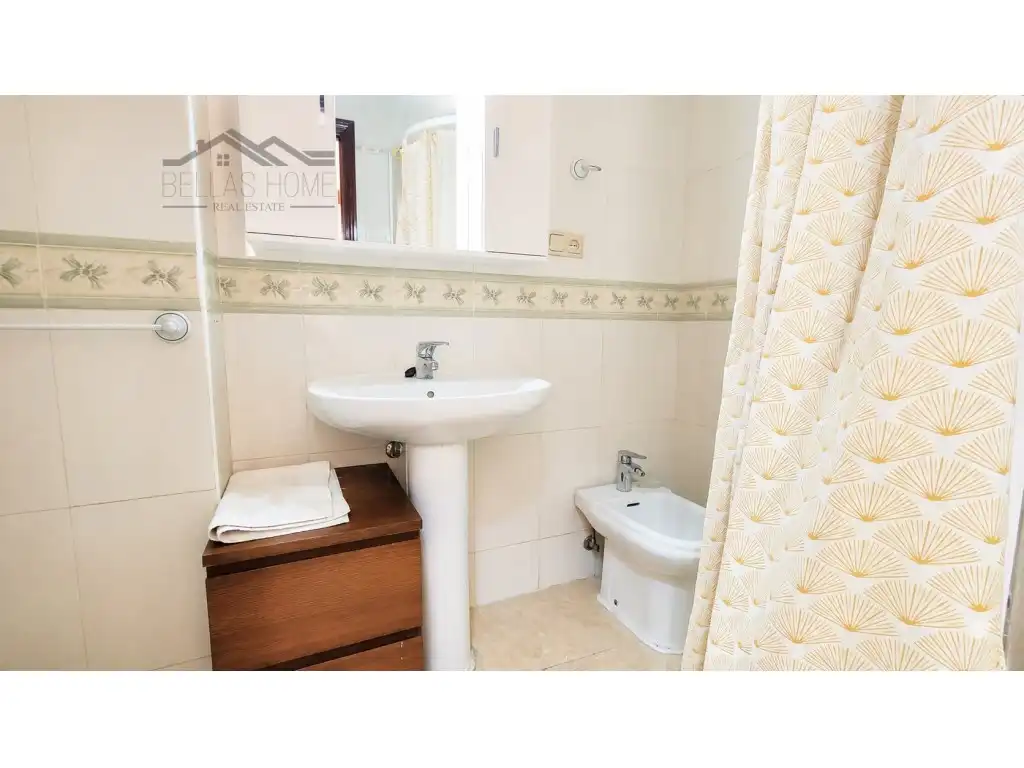 Baño de Piso en venta en Marbella con Amueblado