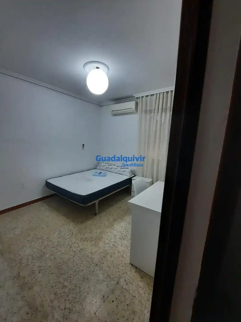 Piso con ascensor en alquiler en Centro, imagen 9