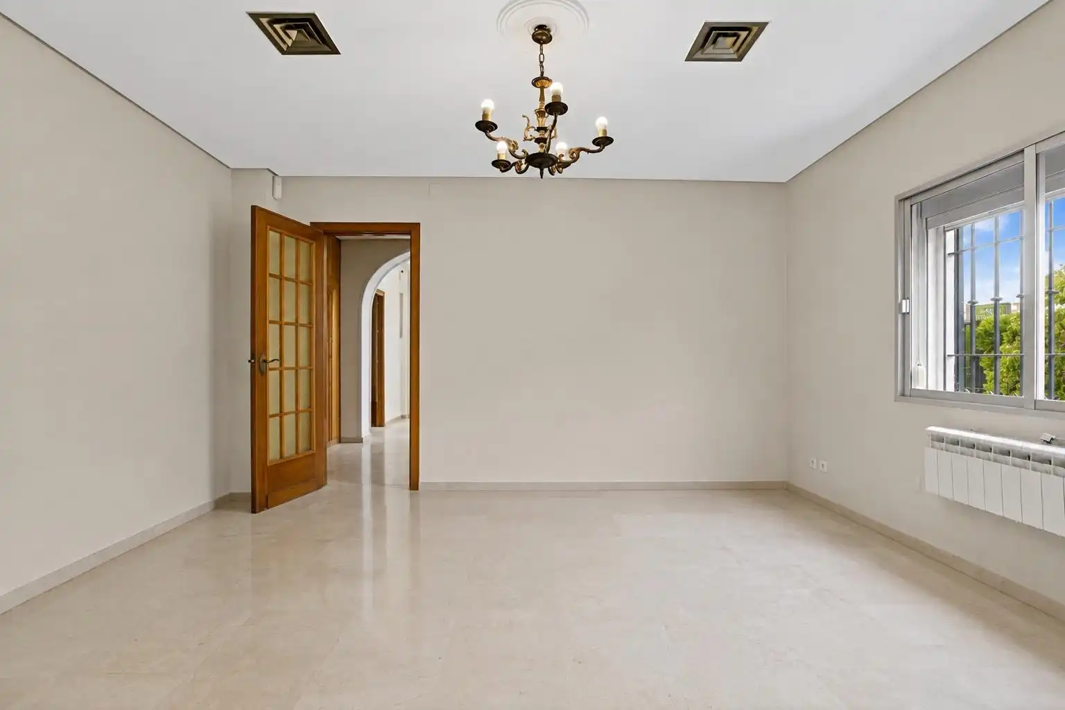 Detached house with terrace for sale in San Pablo - Santa Justa, imagen 12