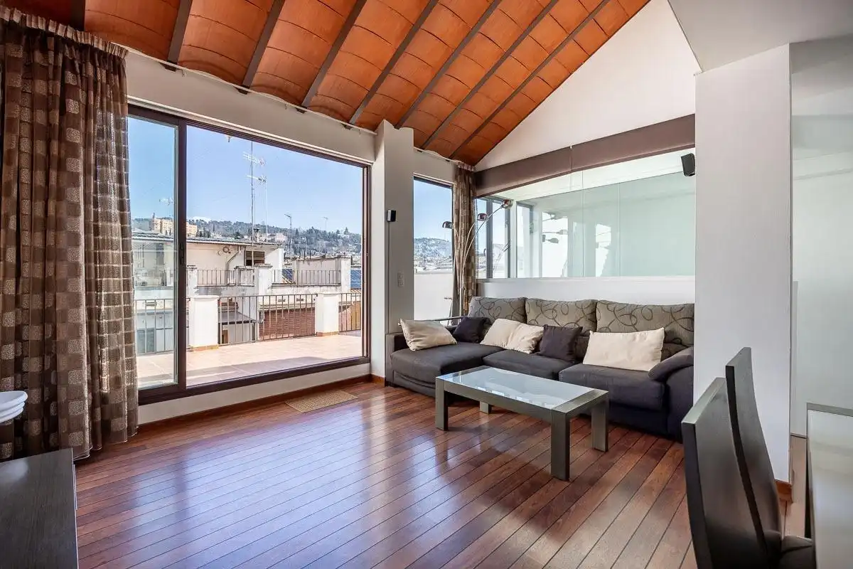 Living room of Flat for sale in Granada  with Air Conditioner, Terrace and Balcony