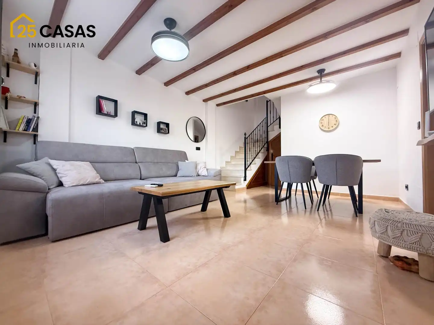 Casa amb terrassa en venda a Avenida Finlandia, imagen 4