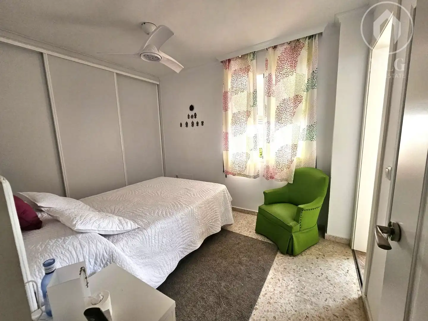 Habitación de Casa adosada en venta en Alhaurín de la Torre con Aire acondicionado y Amueblado