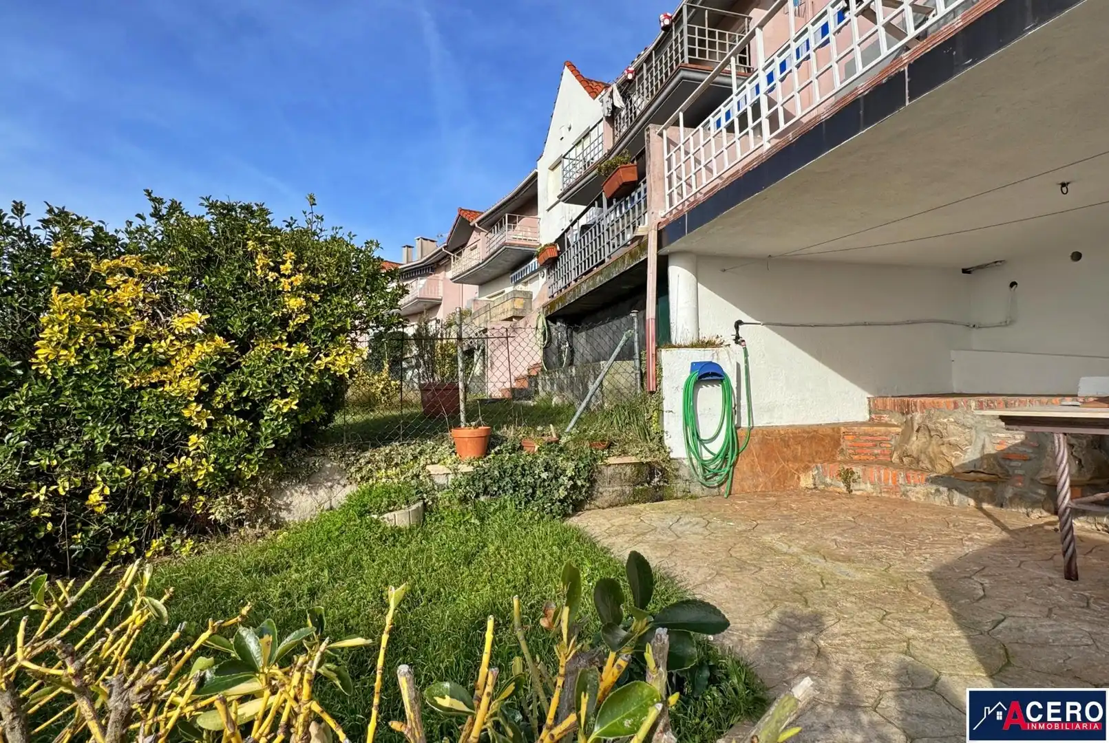 Jardí de Planta baixa en venda en Miengo amb Balcó
