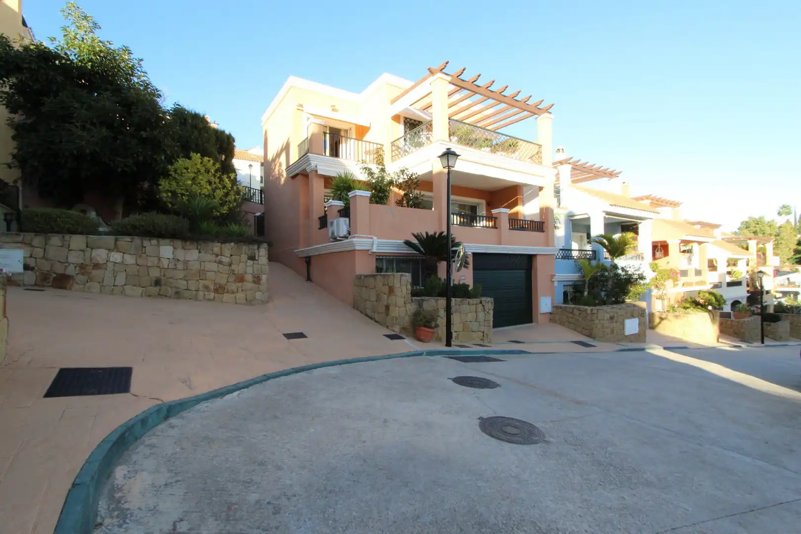 Casa a schiera con terrazza in vendita a Nueva Andalucía, imagen 2