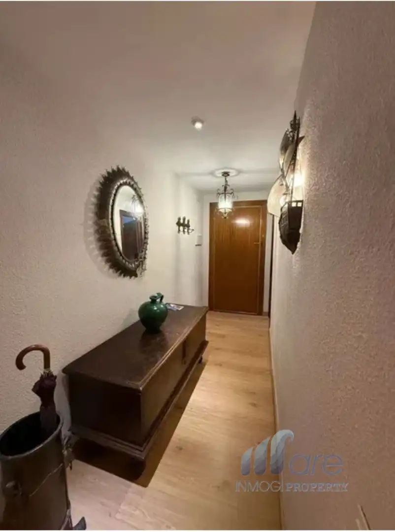 Piso en venta en Granada con Calefacción, Terraza y Amueblado
