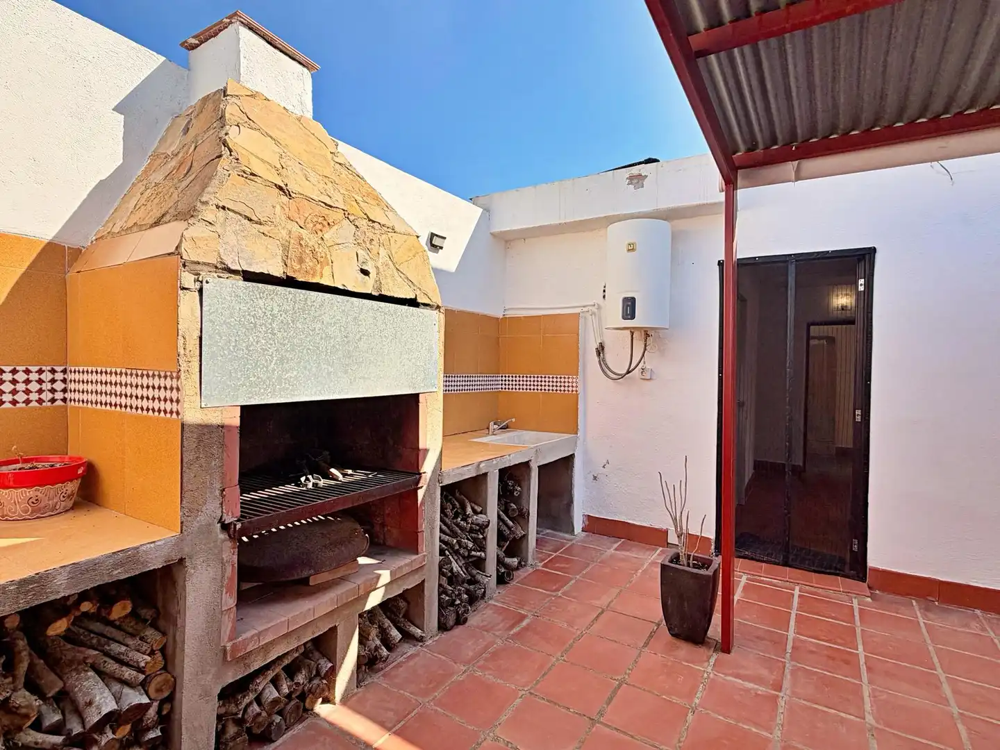 Terrassa de Casa o xalet en venda en Aldover, Tarragona