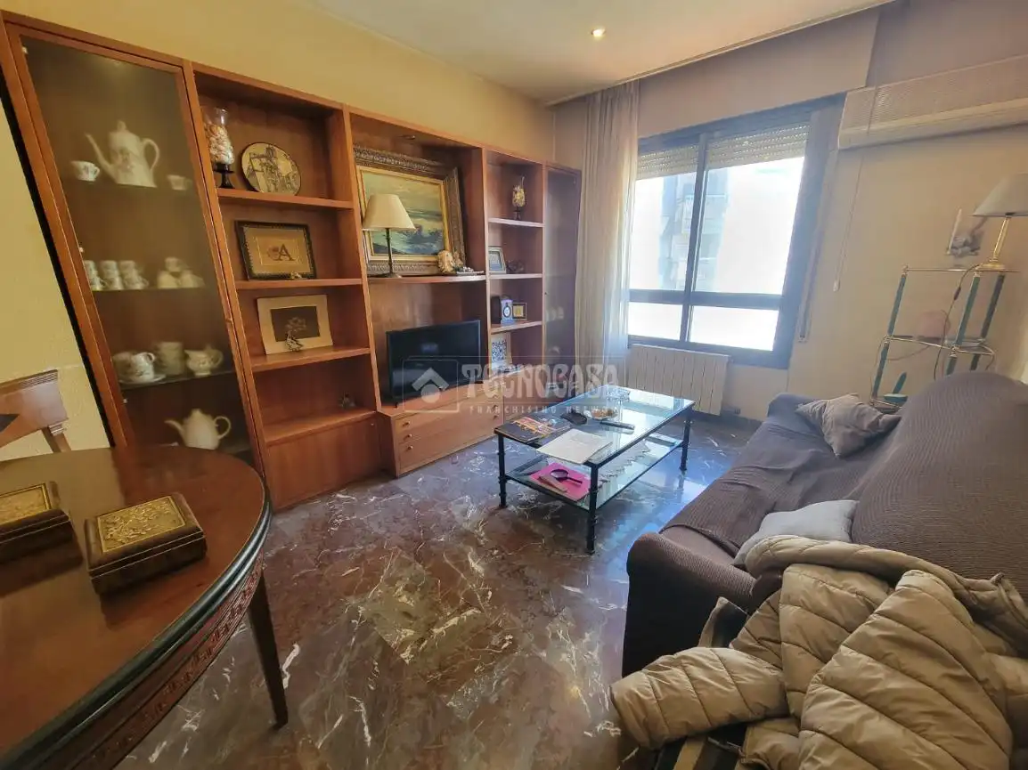 Living room of Flat for sale in Zaragoza