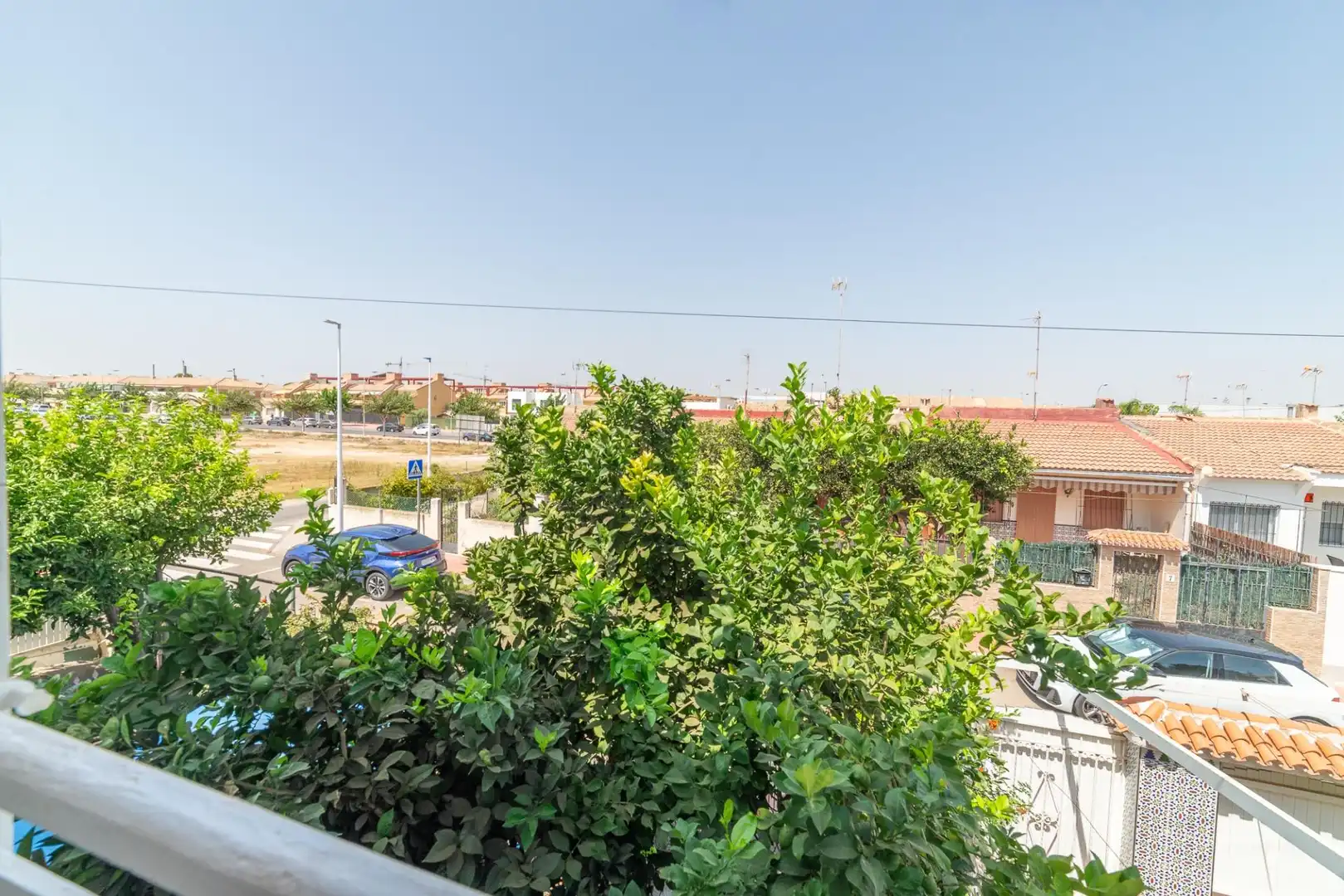 Vista exterior de Casa adosada en venda en San Javier amb Aire condicionat, Jardí privat i Moblat