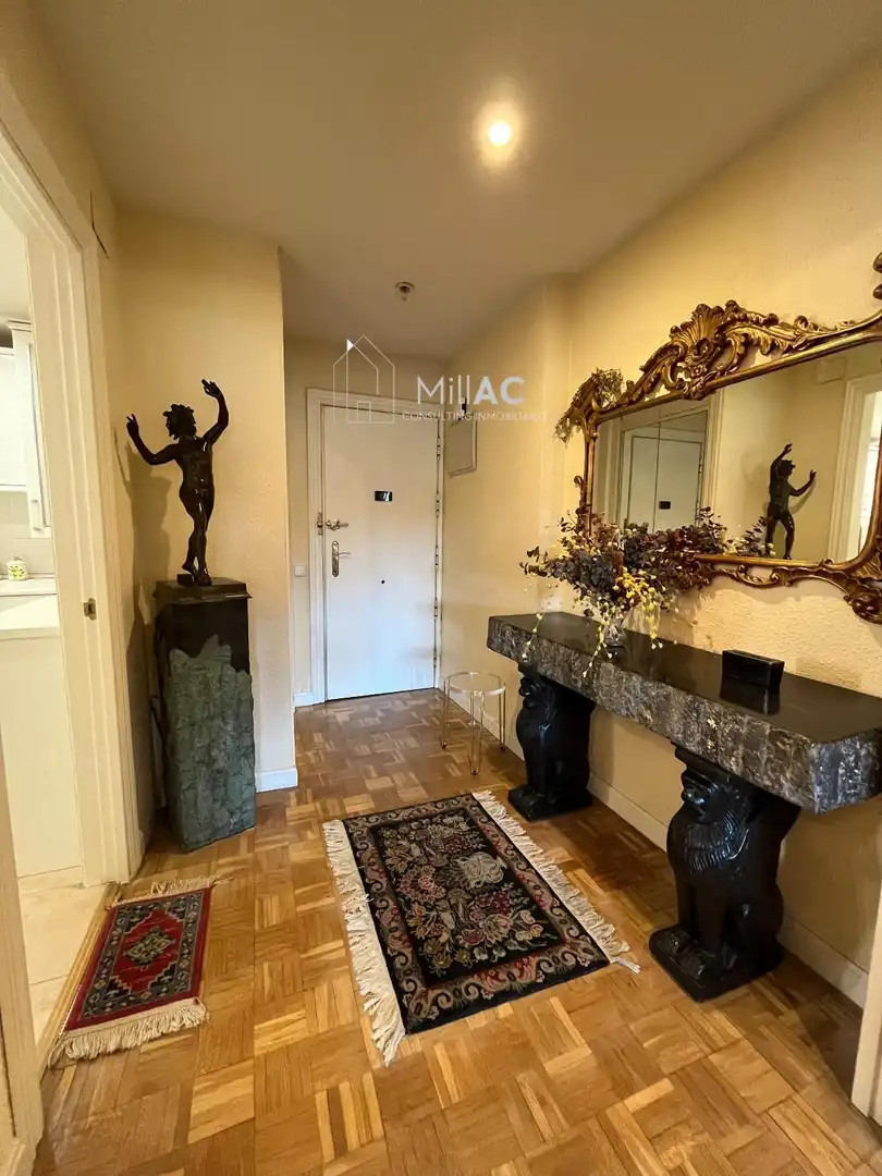 Piso en venta en Madrid con Aire acondicionado, Calefacción y Terraza