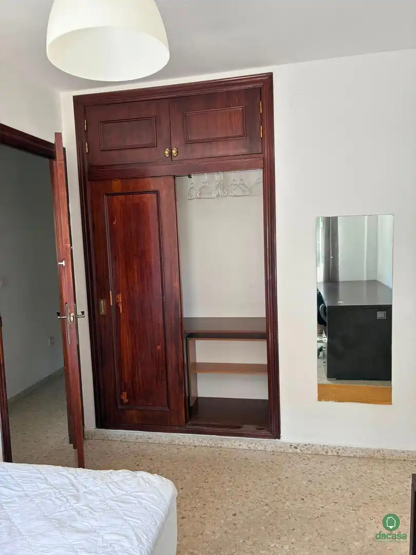 Piso para compartir en Huelva con Amueblado y Balcón