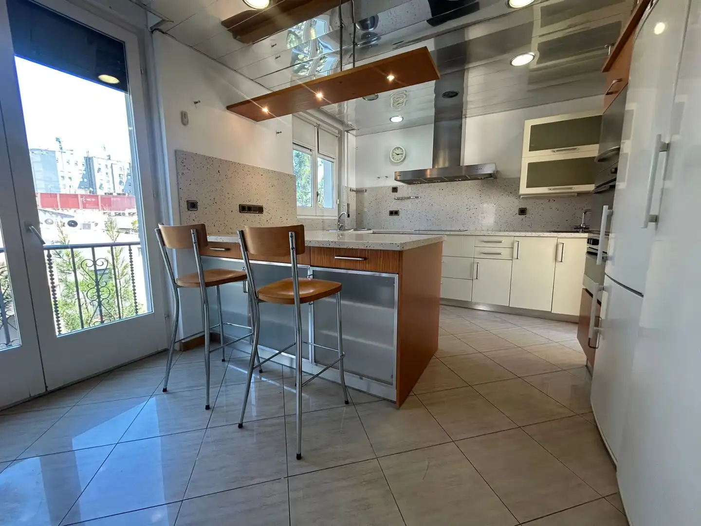 Küche von Dachboden zum Verkauf in Granollers mit Klimaanlage, Heizung und Terrasse