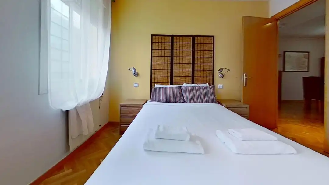 Habitación de Piso de alquiler en Madrid con Aire acondicionado, Calefacción y Horno
